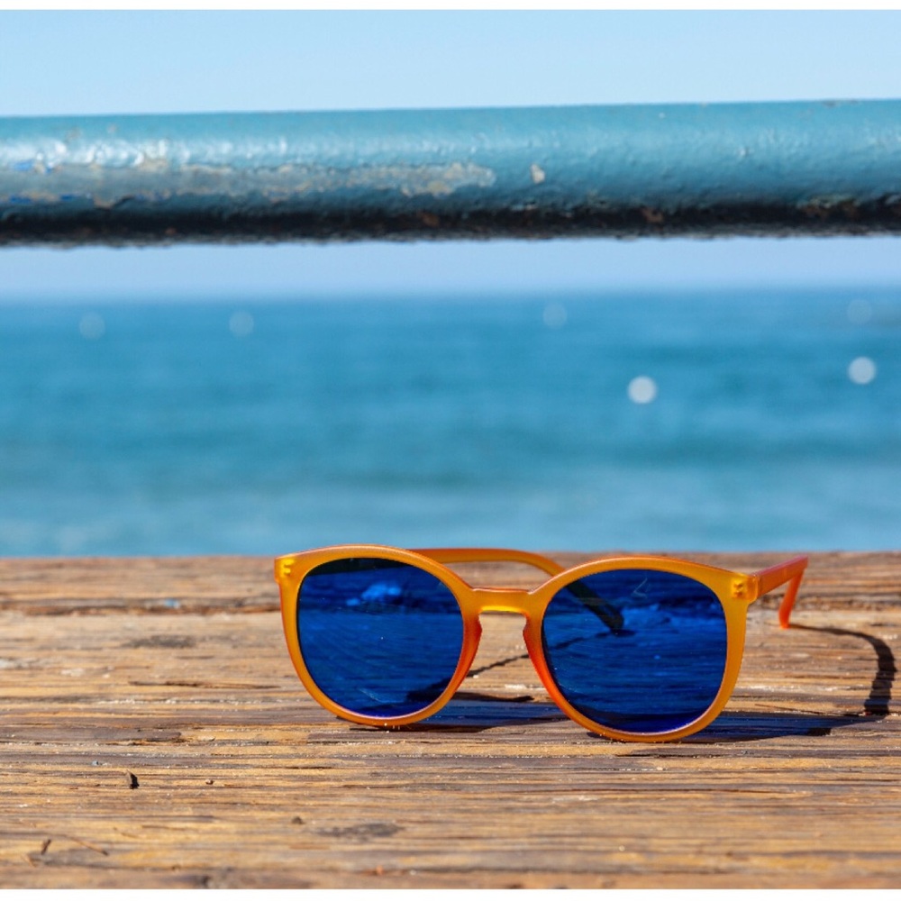 New Fashion Sunglasses 3 pairs for $25.